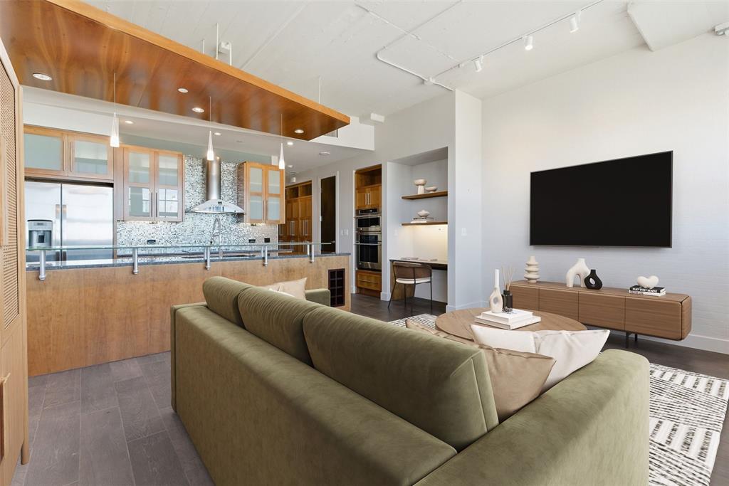 One Montgomery Plaza Residence Condo - Residential