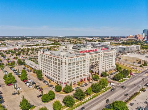 Photo of 2600 W 7th Street #2644, Fort Worth, TX 76107 (MLS # 21112888)