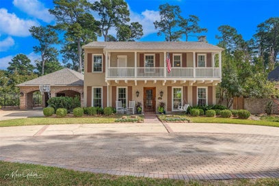 4437 Richmond Avenue Shreveport LA 71106