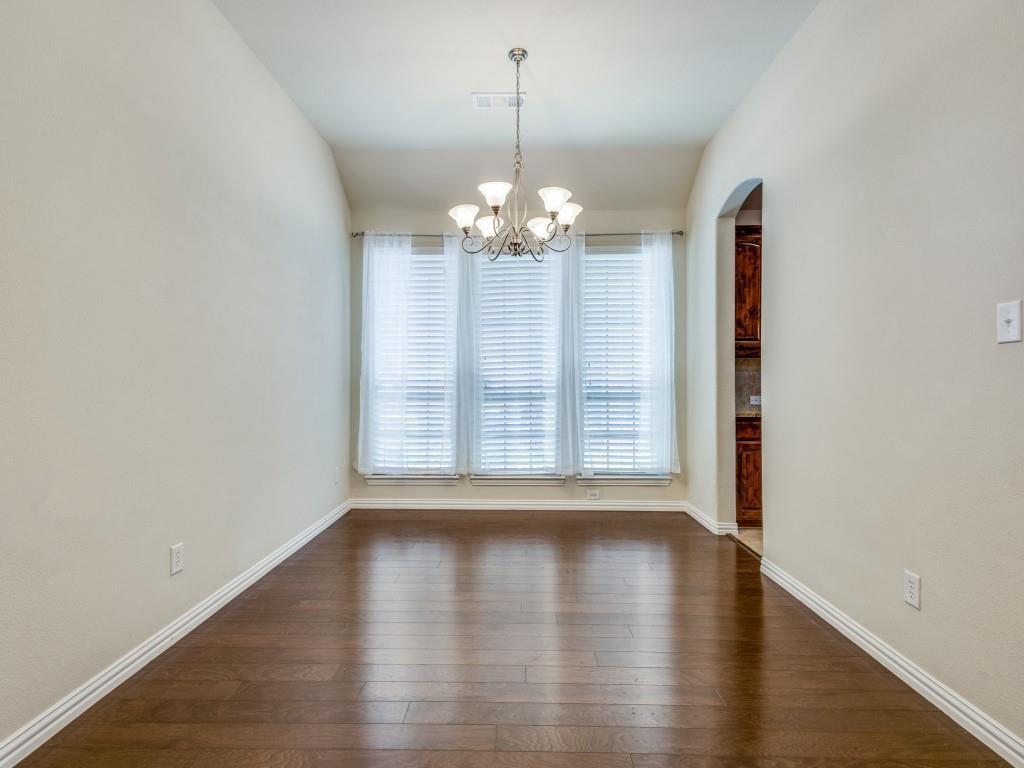 2712 Cole Castle Drive