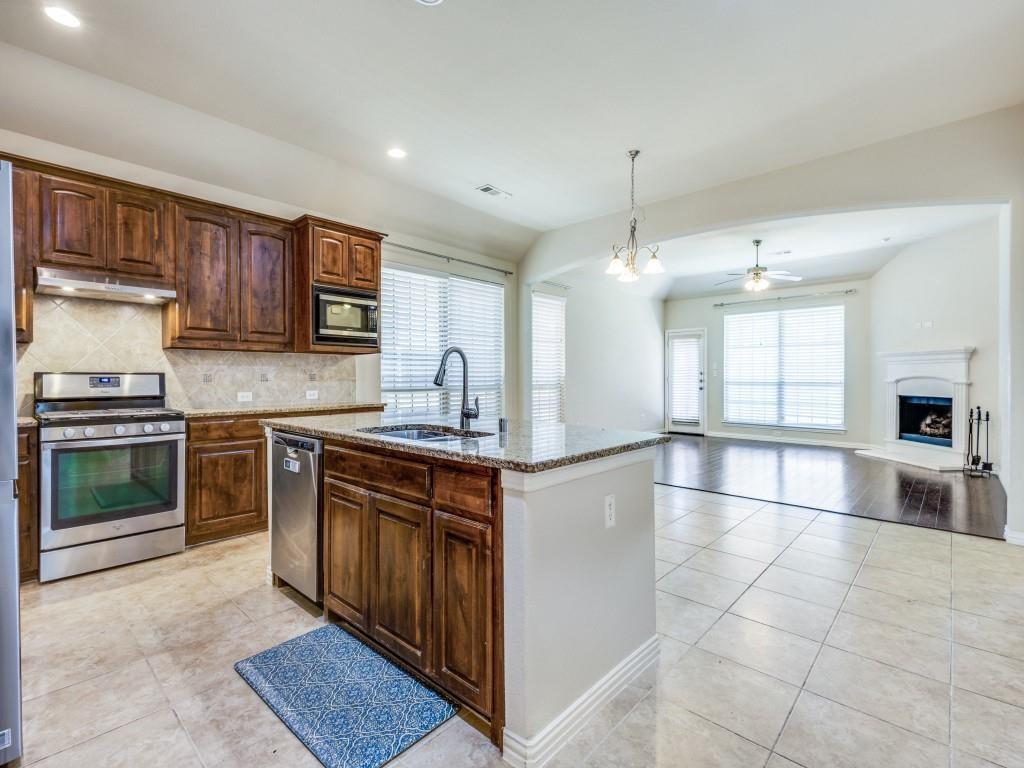 2712 Cole Castle Drive