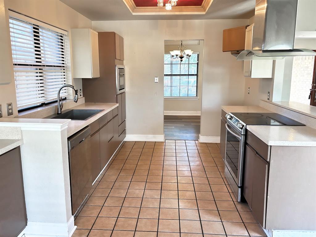 6017 Shady Valley Court