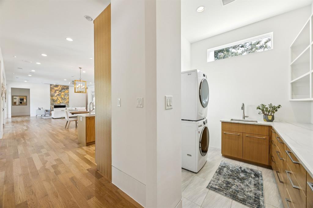 Ridgewood Park 03 - Residential