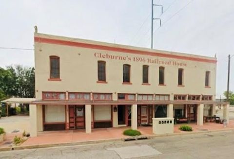 419-423 E Henderson Street Cleburne TX 76031