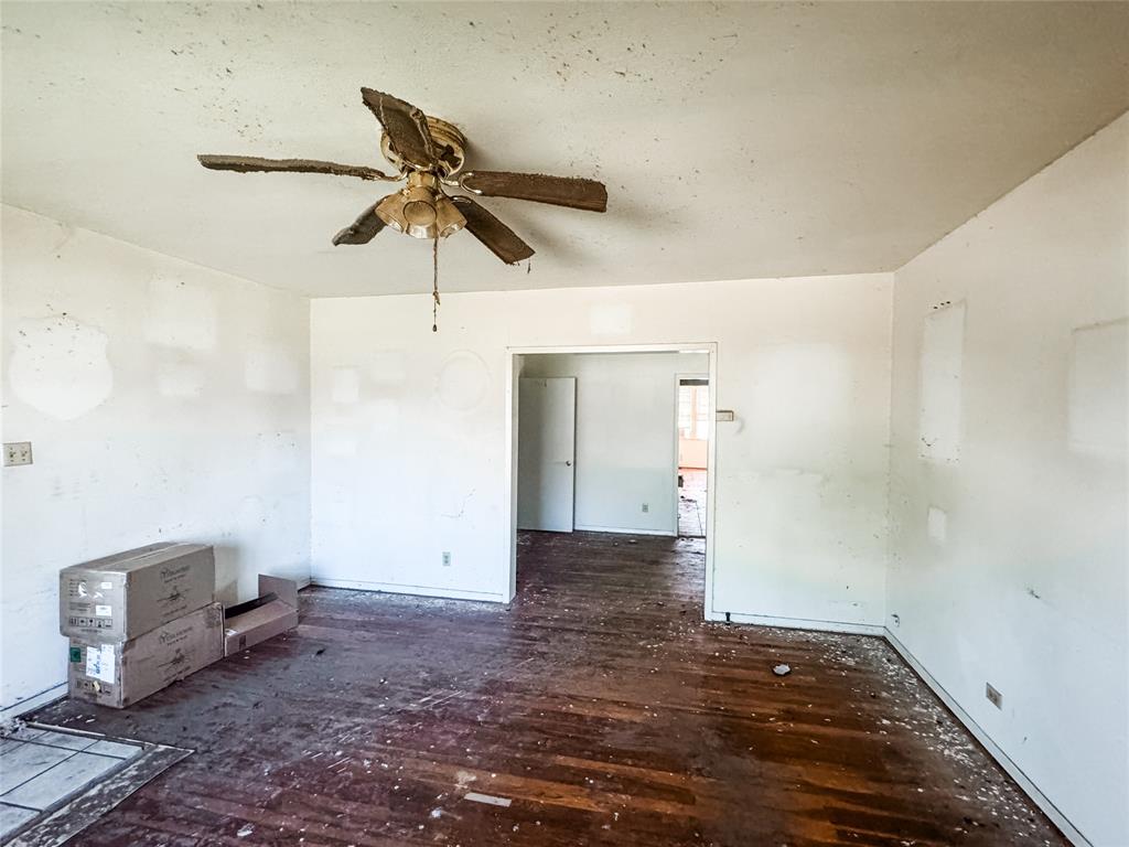 DUMAS J P ADDN, ACRES .1722 - Residential Income