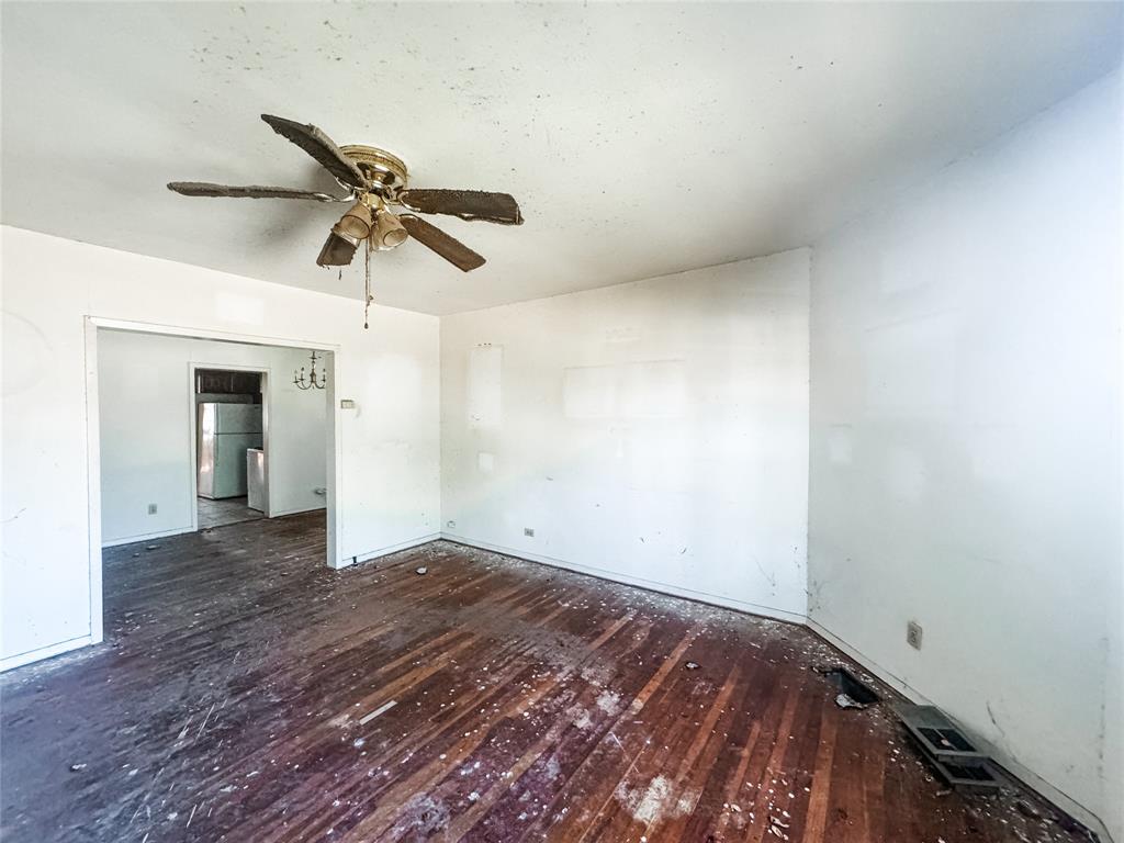 DUMAS J P ADDN, ACRES .1722 - Residential Income