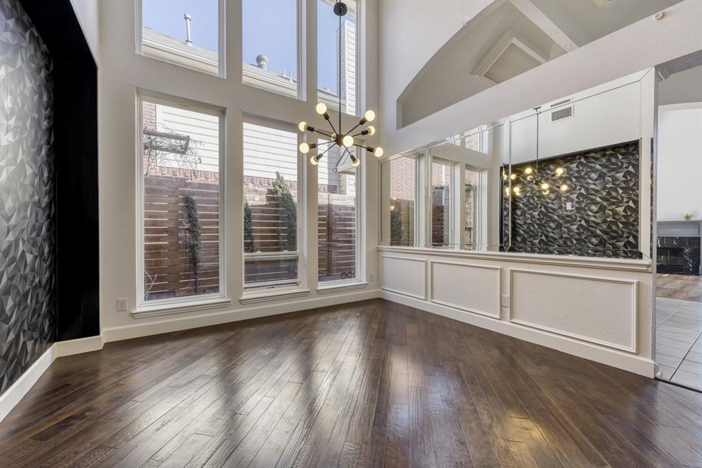 Highlands Pkwy - Residential