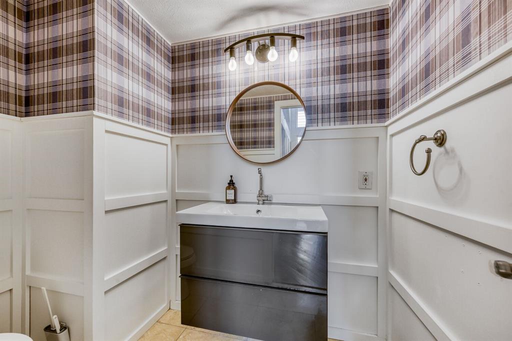 Highlands Pkwy - Residential