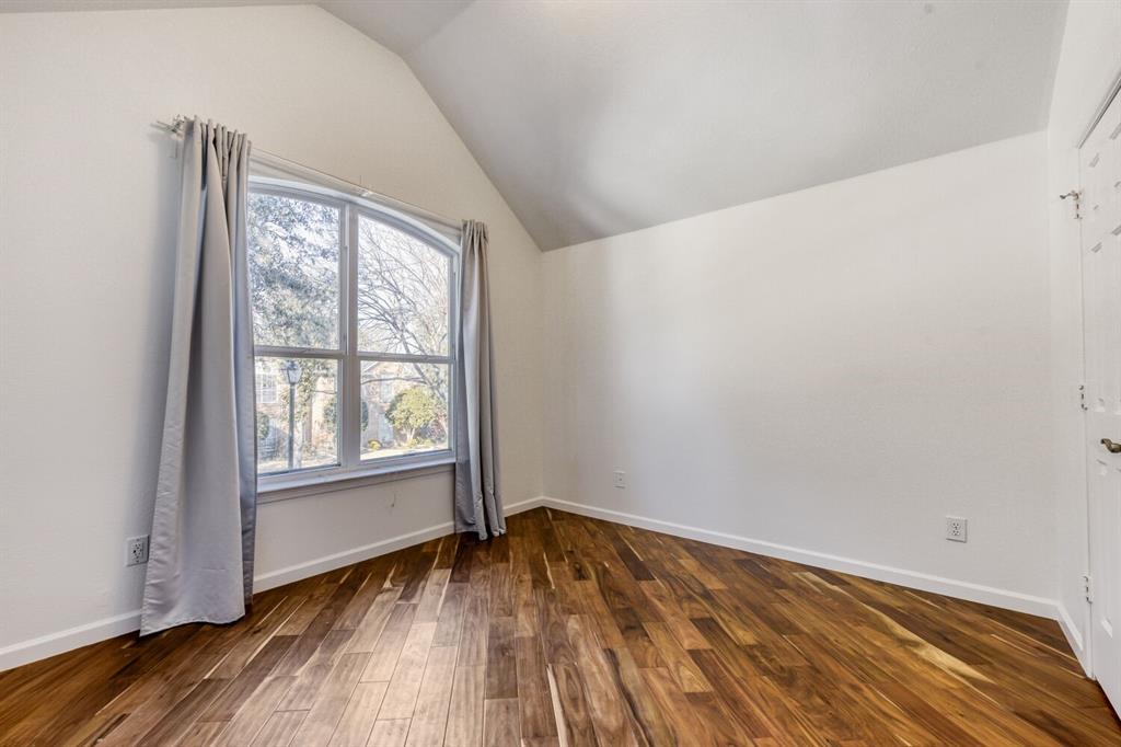 Highlands Pkwy - Residential