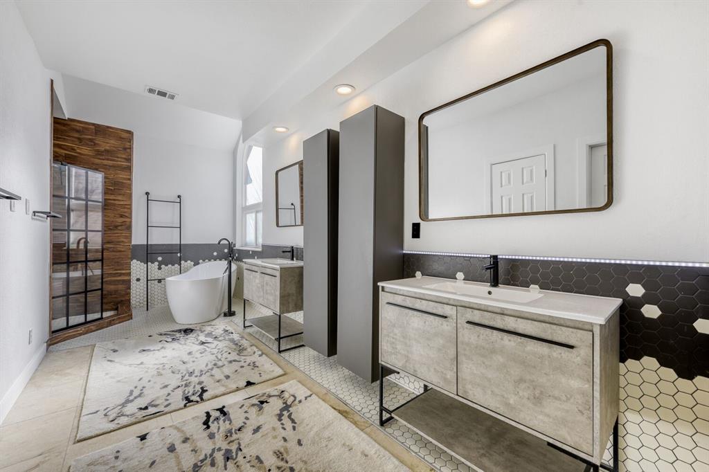 Highlands Pkwy - Residential