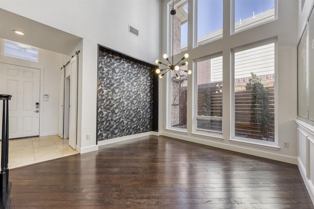 Highlands Pkwy - Residential