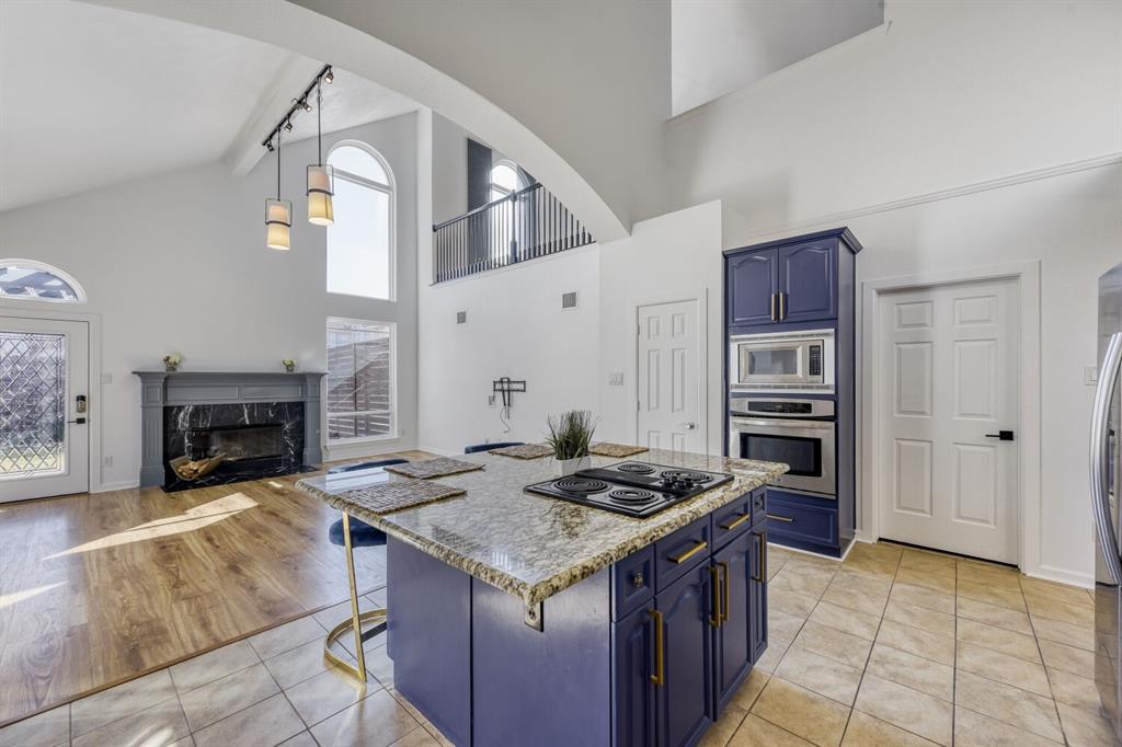 Highlands Pkwy - Residential