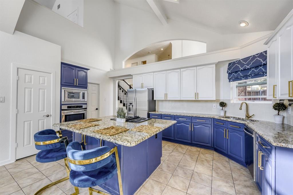 Highlands Pkwy - Residential