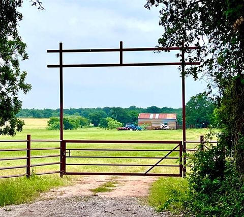 1179 County Road 1990 Chico TX 76431