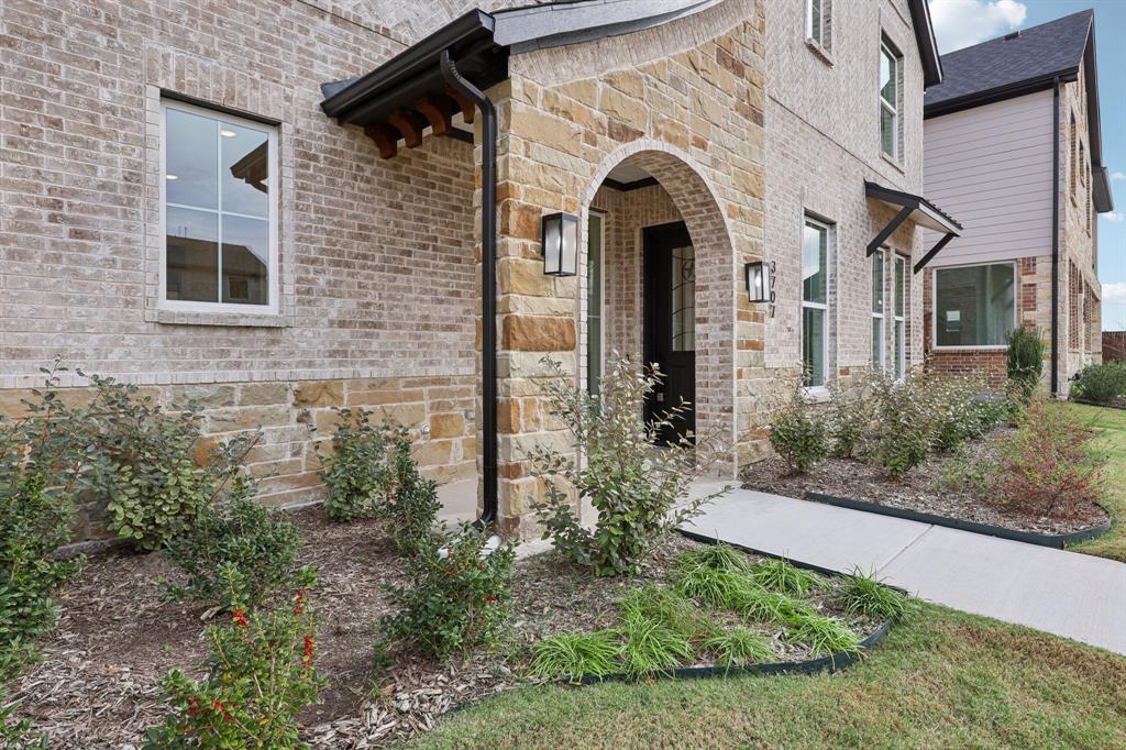 3707 Pilgrims Mews