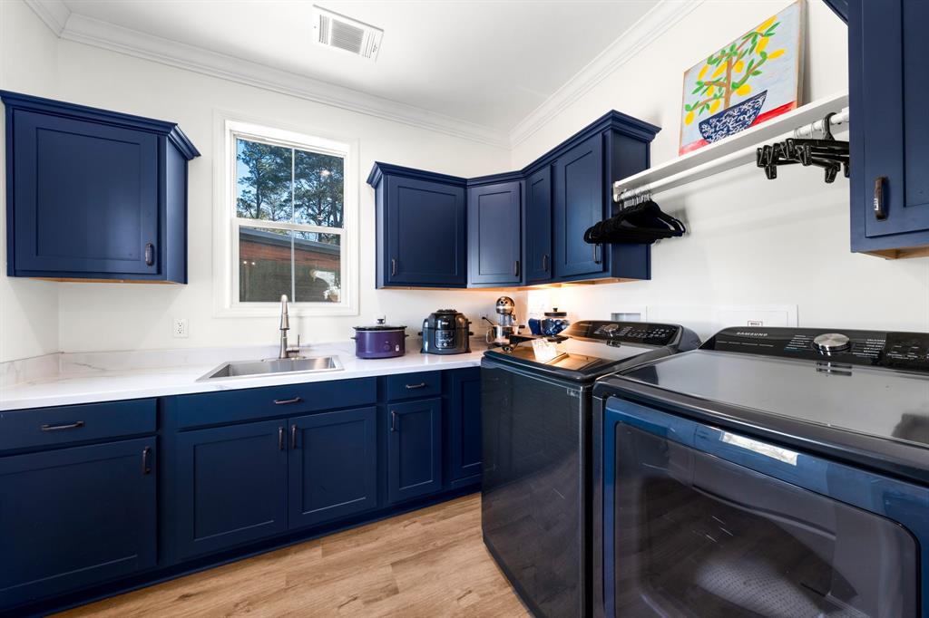 Lakeway Harbor - Residential