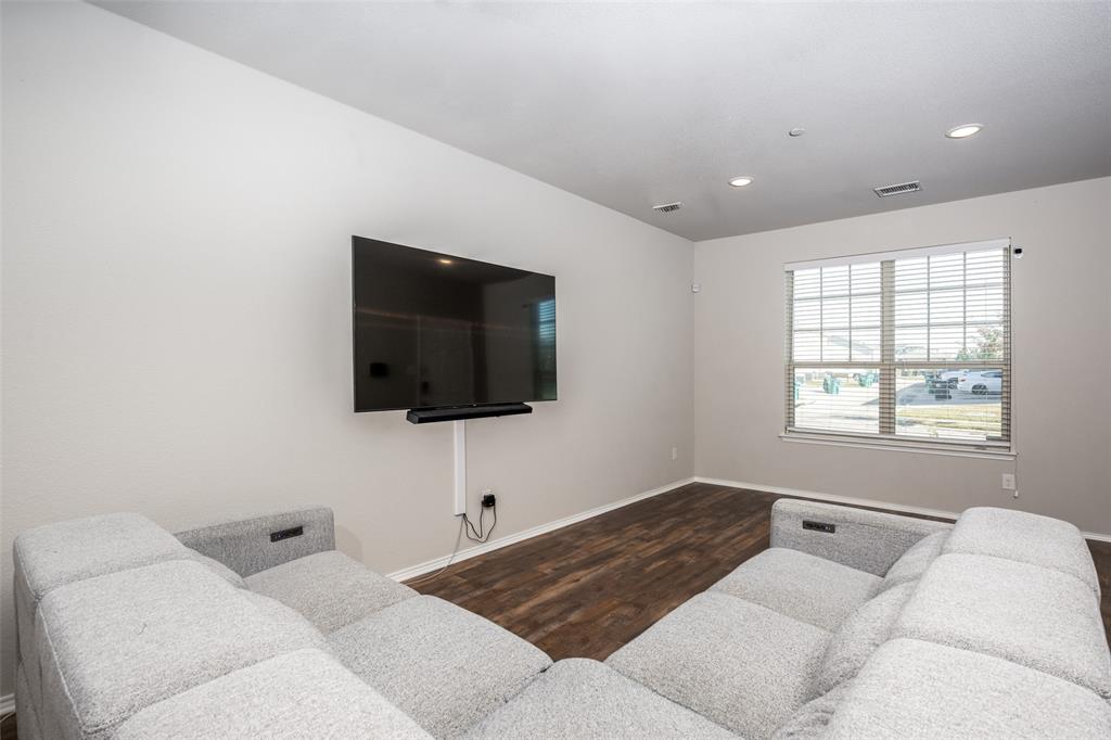 Brentwood Place - Residential