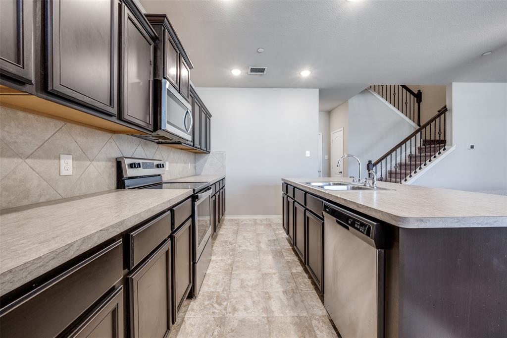 Brentwood Place - Residential