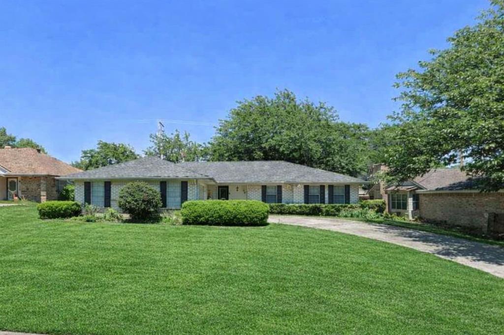 8248 Bobwhite Drive