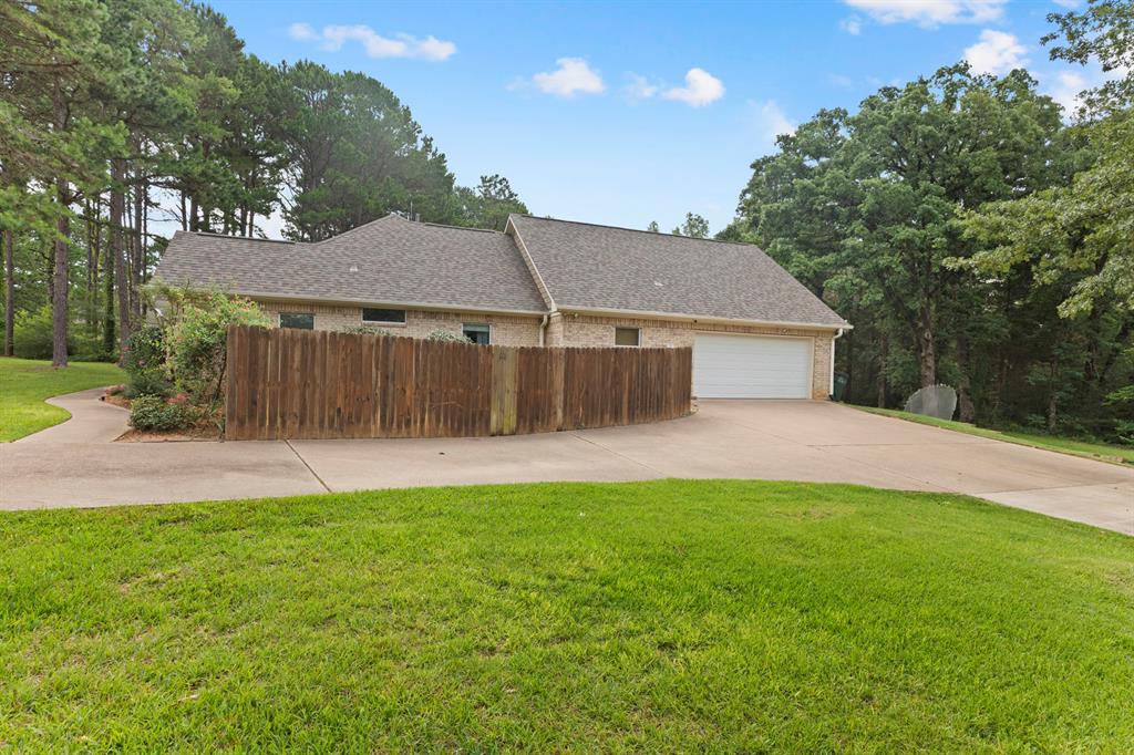 16702 Meadow Crest Drive