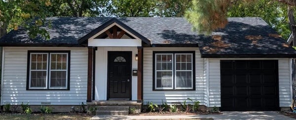 2716 FRAZIER AVE, FORT WORTH, TX 76110 - Image c615df29caf00daf9c2fa2f6ece3d65e/2601853283