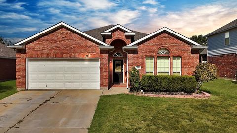 900 Pebblecreek Drive Burleson TX 76028