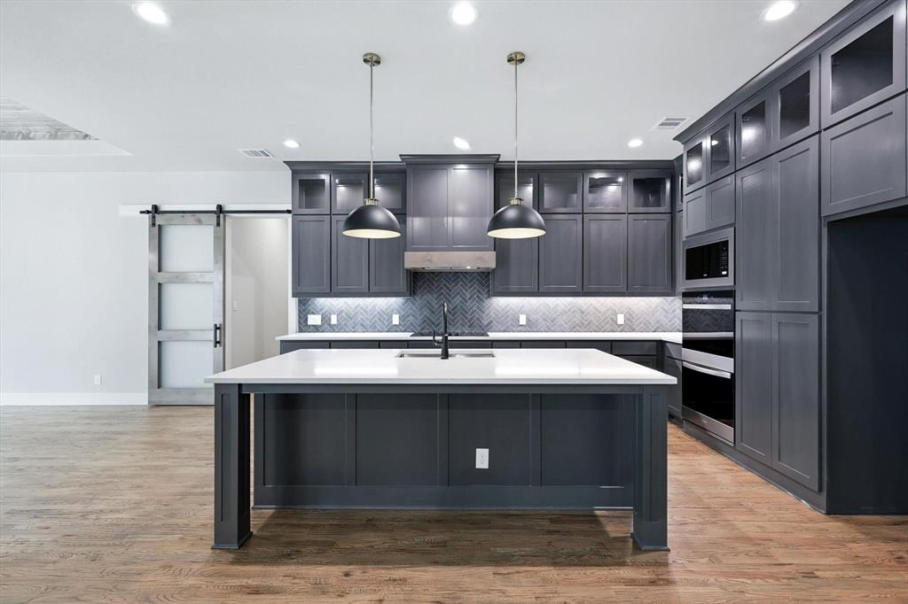 Cross Fence Oak Vista - Residential