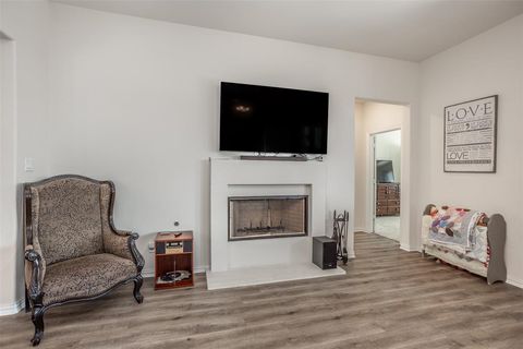 Tiny photo for 3520 Austin Street, Gainesville, TX 76240 (MLS # 21197960)