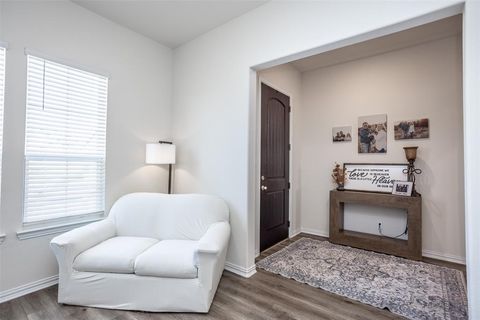 Tiny photo for 3520 Austin Street, Gainesville, TX 76240 (MLS # 21197960)