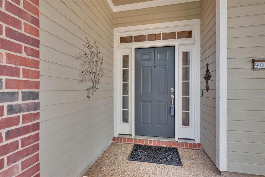 9019 Eureka Lane