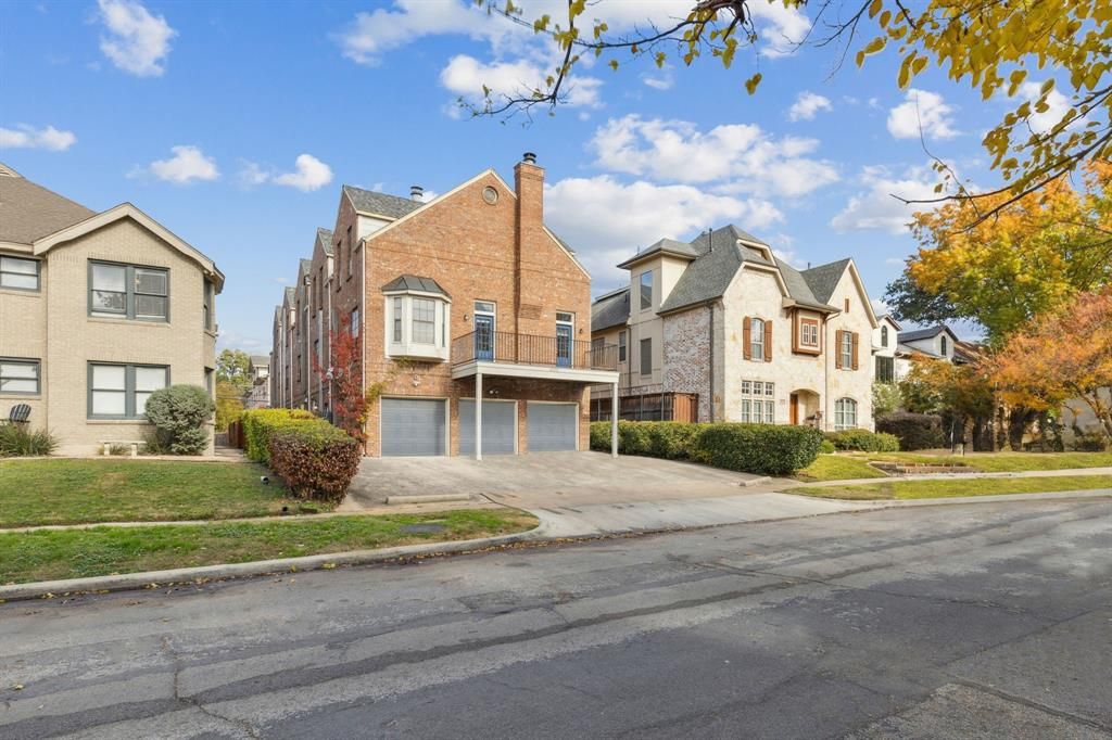 Photo of 4111 Herschel Avenue #2, Dallas, TX 75219 (MLS # 21150747)