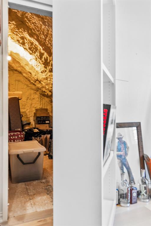 White Bluff #28 - Residential