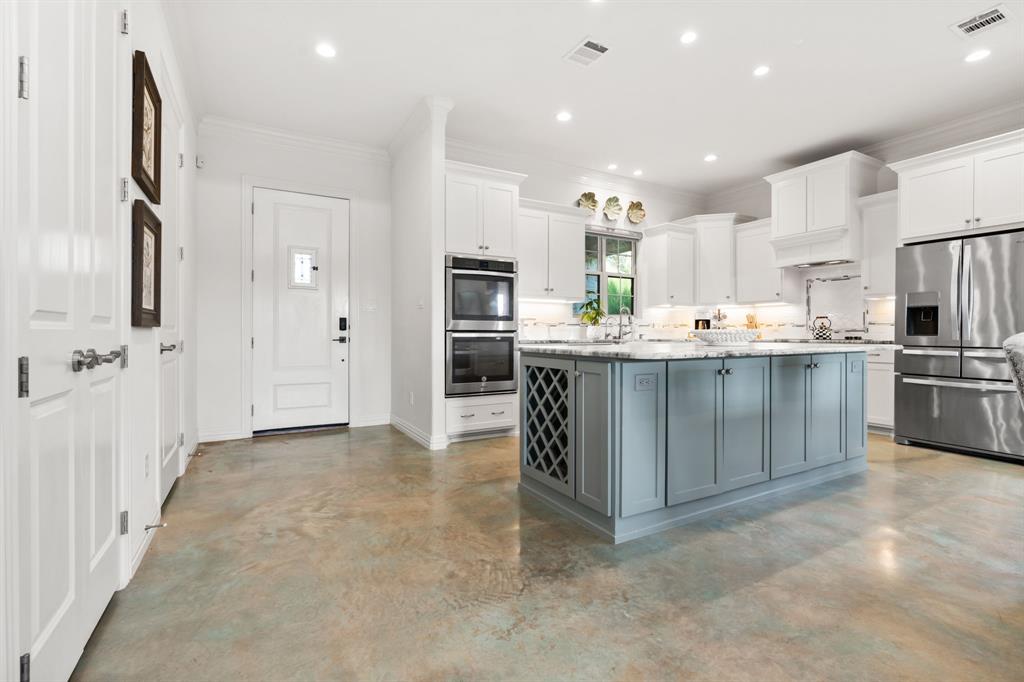 White Bluff #28 - Residential