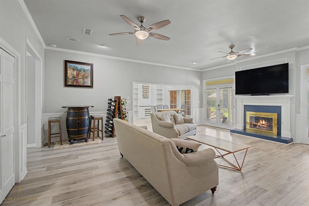 7702 Southfork Drive