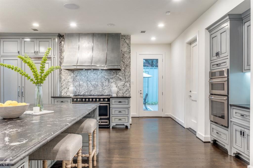 Manicchi - Residential