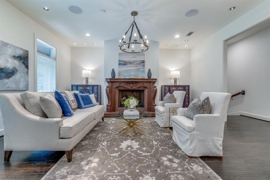 Manicchi - Residential