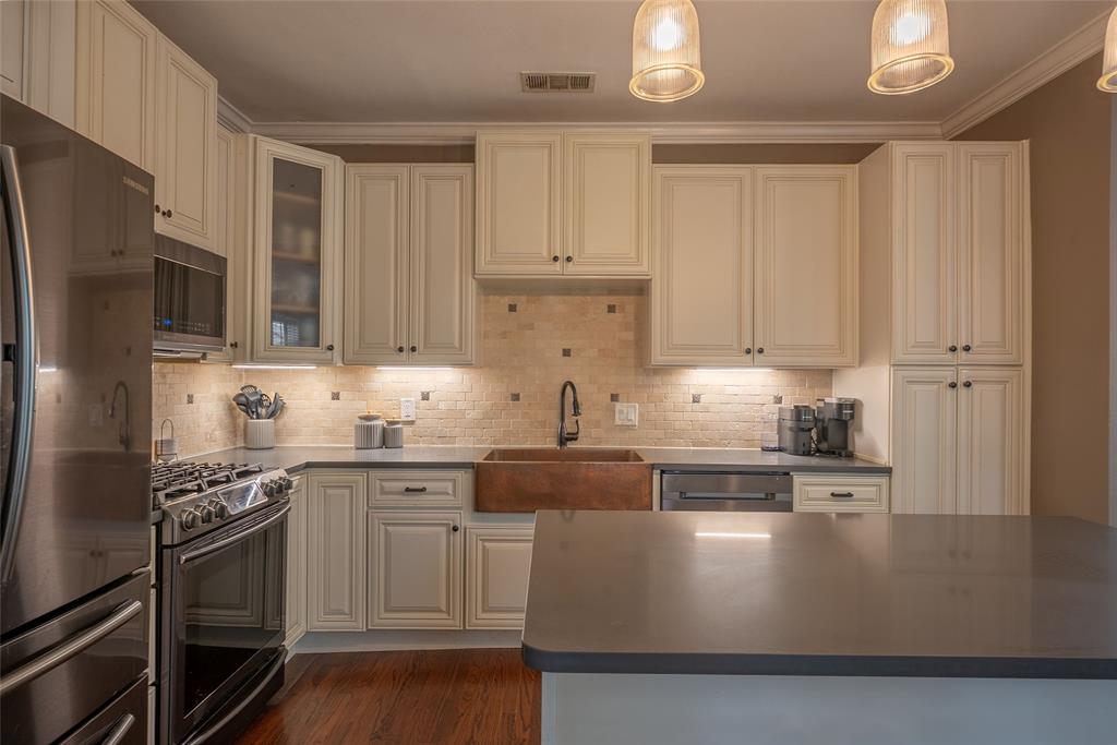 A C Ardreys - Residential