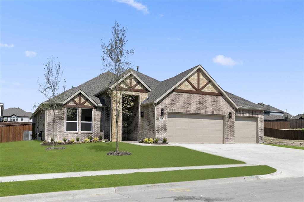 928 Gold Finch Lane