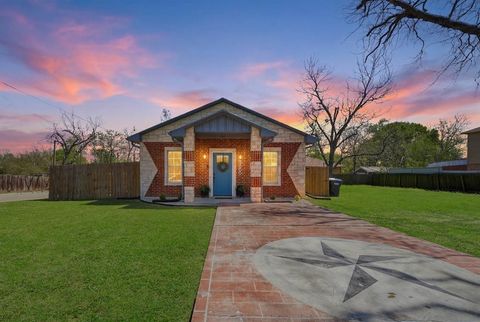 2300 Gurley Avenue Waco TX 76706