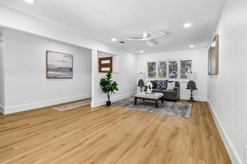 2116 Tamworth Court