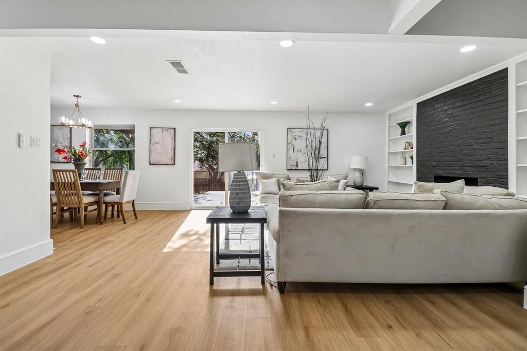 2116 Tamworth Court