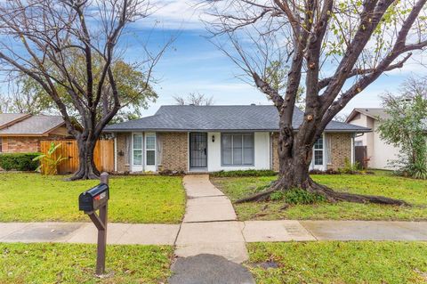 1425 Whitney Drive Garland TX 75040