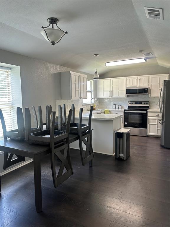 Hillcrest West Add - Residential Lease