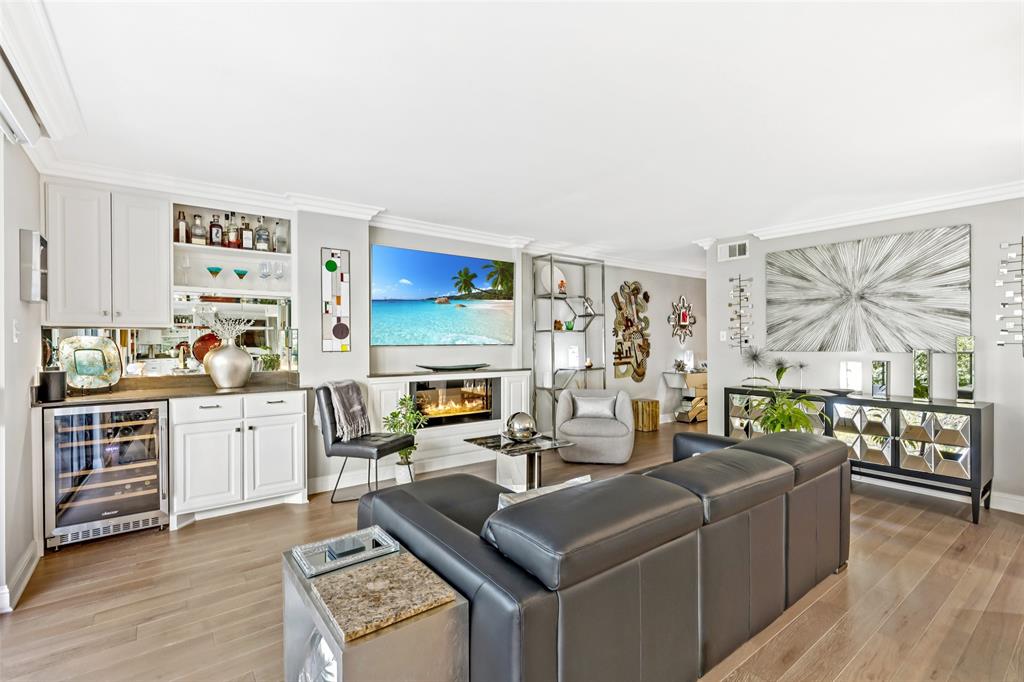 Beverly On Turtle Creek - Residential