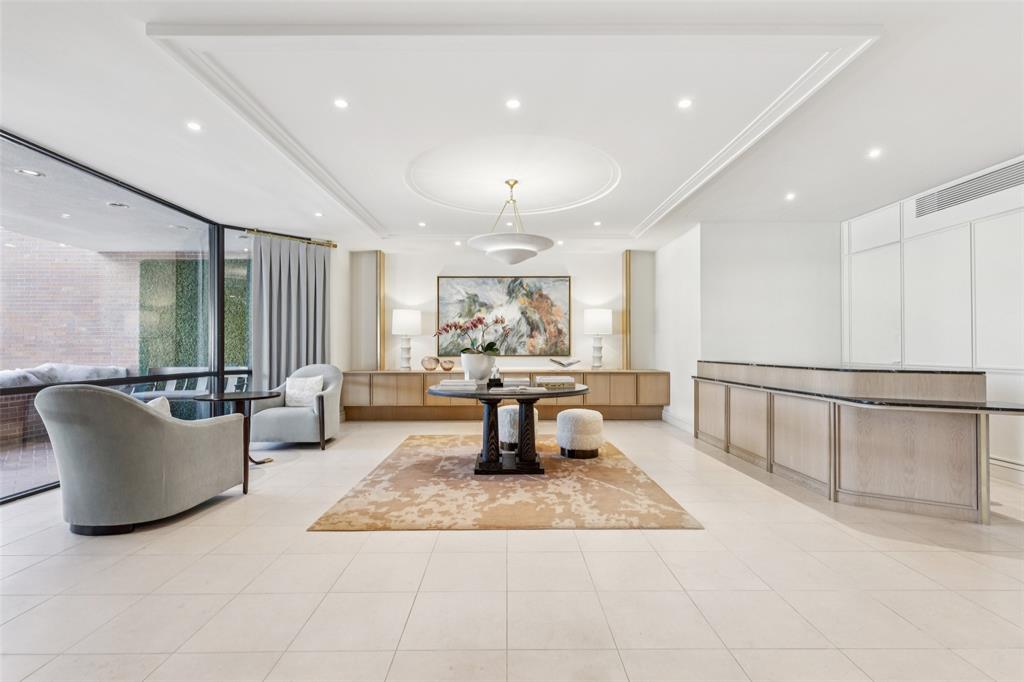 Beverly On Turtle Creek - Residential