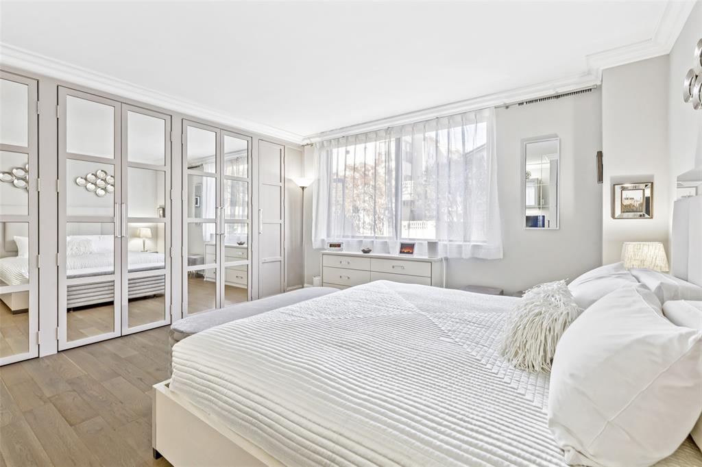 Beverly On Turtle Creek - Residential