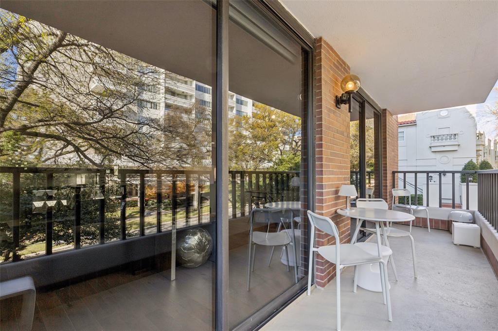 Beverly On Turtle Creek - Residential