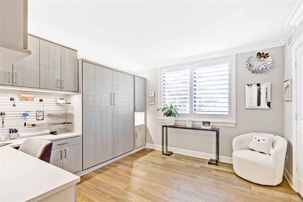 Beverly On Turtle Creek - Residential