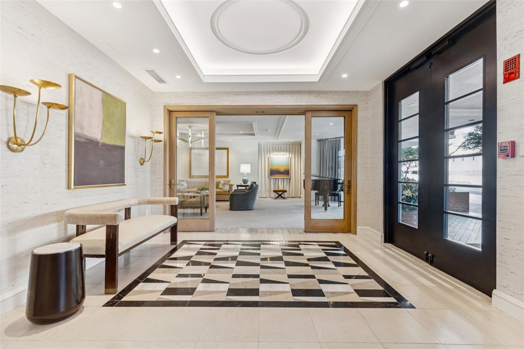 Beverly On Turtle Creek - Residential