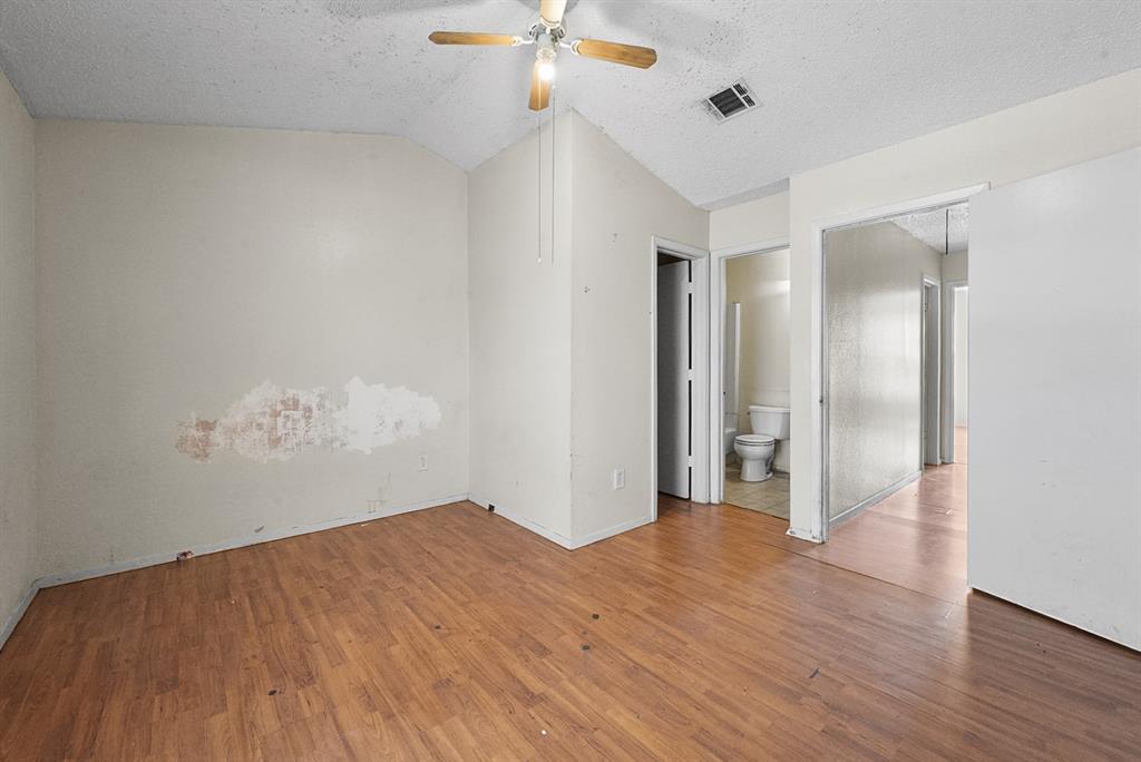 VILLAGE BY THE CREEK - Residential